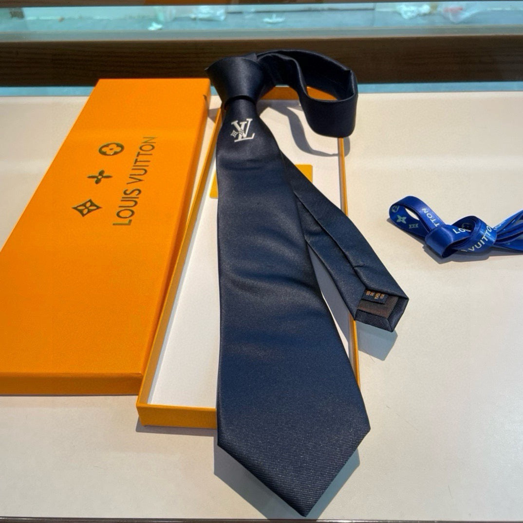 Louis Vuitton Style Men's Solid Silk Tie