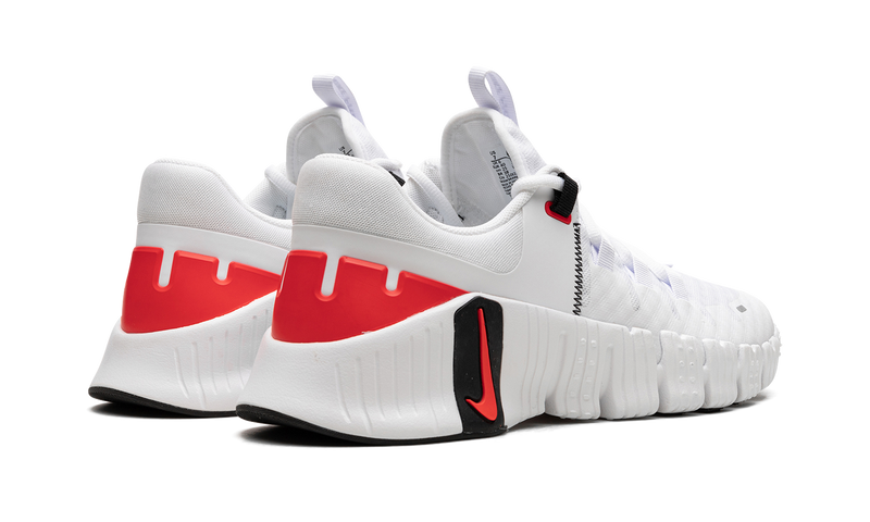 Free Metcon 5 White Bright Crimson DV3949 100 150.00