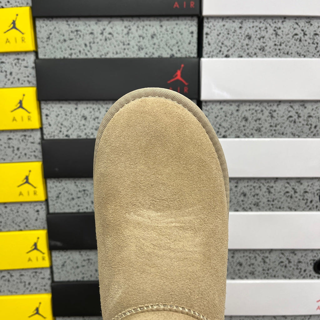 UGG Kallen Platform Ankle Boot – Suede Boot with Shearling Lining, Cord Lace Detail & Chunky Platform Sole in Mustard Seed