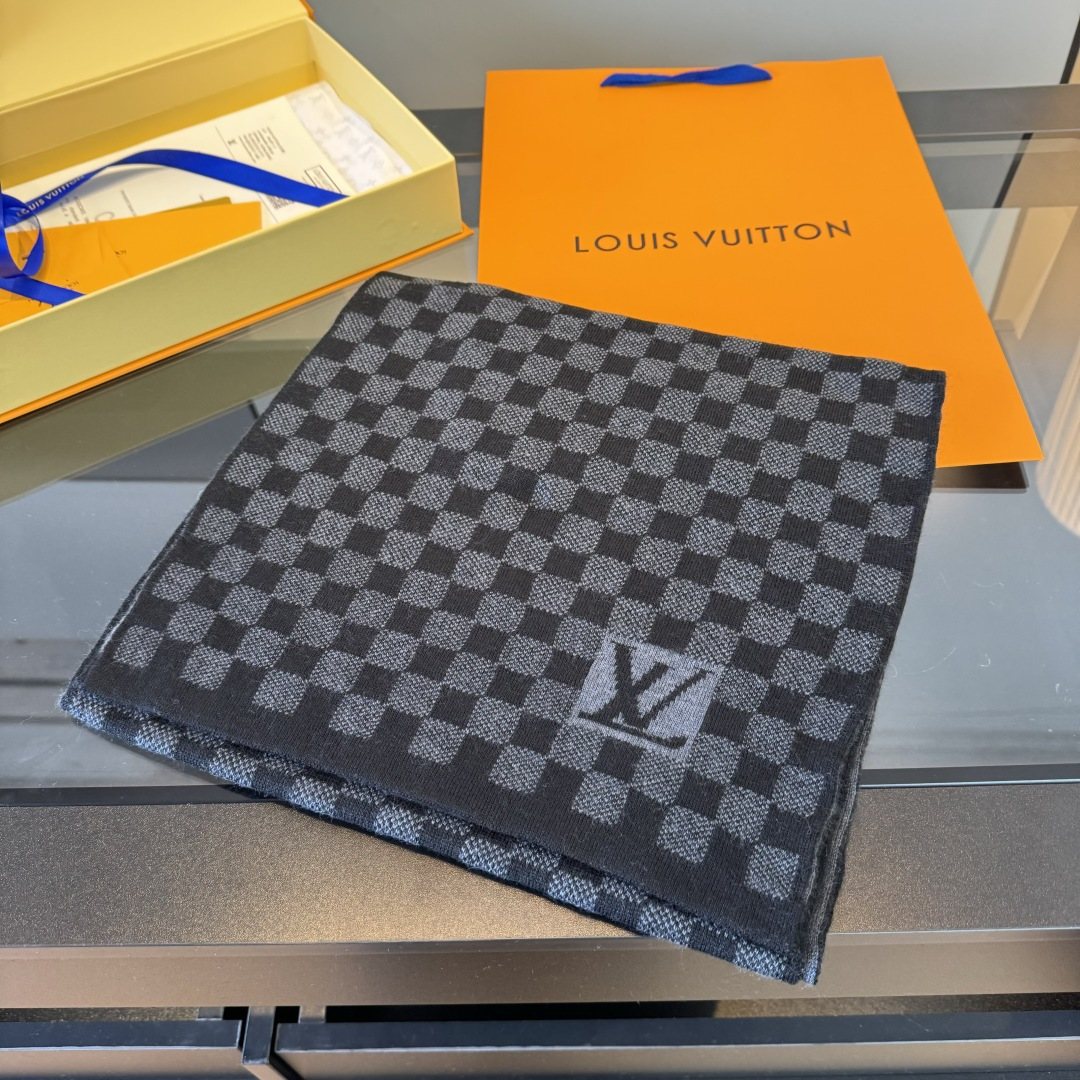 Louis Vuitton Black and Charcoal Checkerboard Scarf