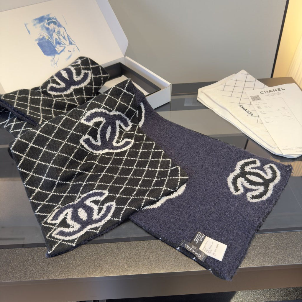 Chanel Grid Knit Scarf
